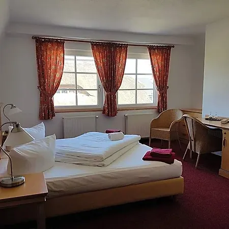 Hotel Alt Wittower Krug 3*