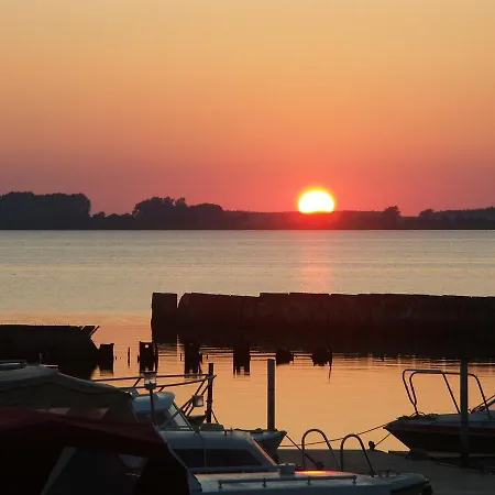 호텔 Alt Wittower Krug 3*