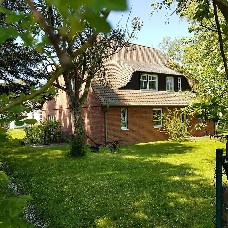 호텔 Alt Wittower Krug Wiek auf Rügen